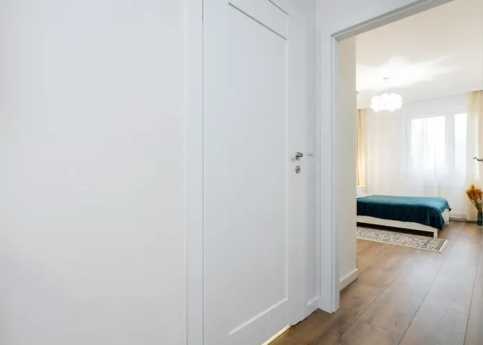 Cayenne Premium Airport