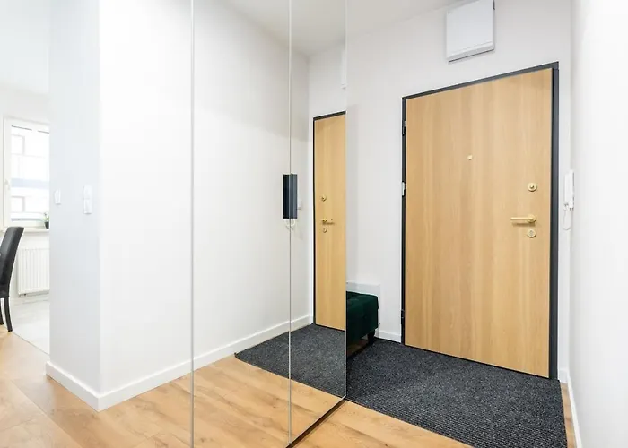 Cayenne Premium Airport Warschau