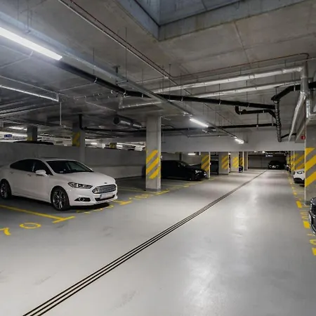 Apartment Cayenne Premium Airport *